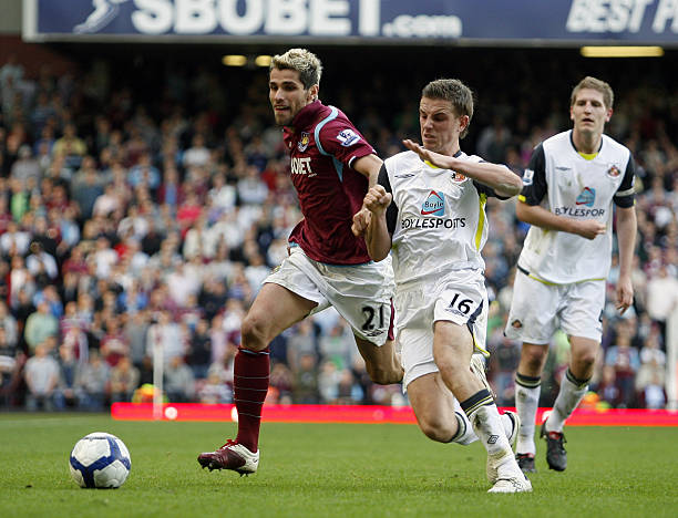 探索朱正在 探索朱正在