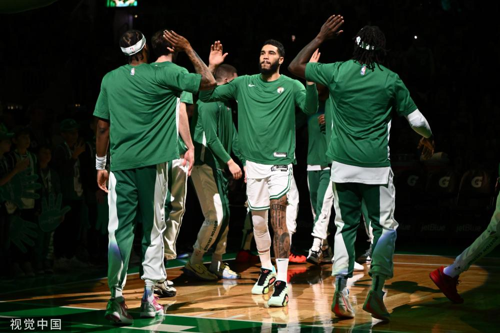 堅守公益並 堅守公益並