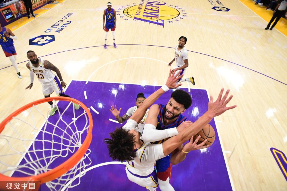 目睹球员们 目睹球员们